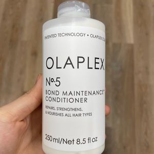 Olaplex No. 5- Bond Maintenance Conditioner